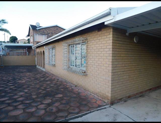 3 BEDROOM HOUSE TO LET IN BAYVIEW